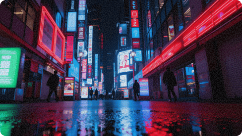 Een levendig, neonverlicht straatbeeld 's nachts met gloeiende borden en reflecties op de natte stoep, waardoor een futuristische sfeer ontstaat.